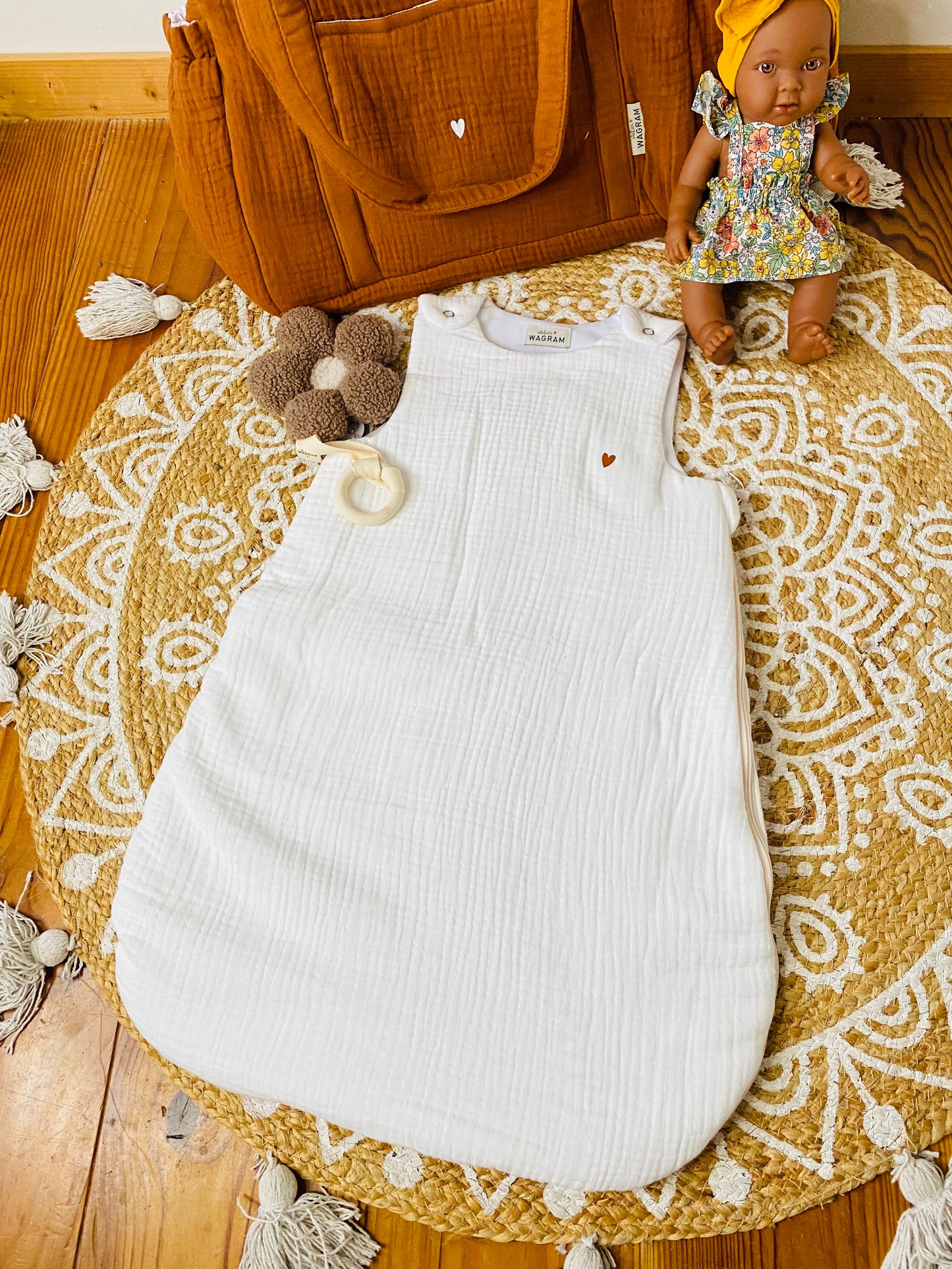 Attache tétine - hochet beige / écru