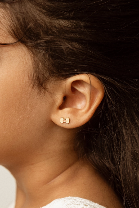 Boucles d'oreille enfant à vis