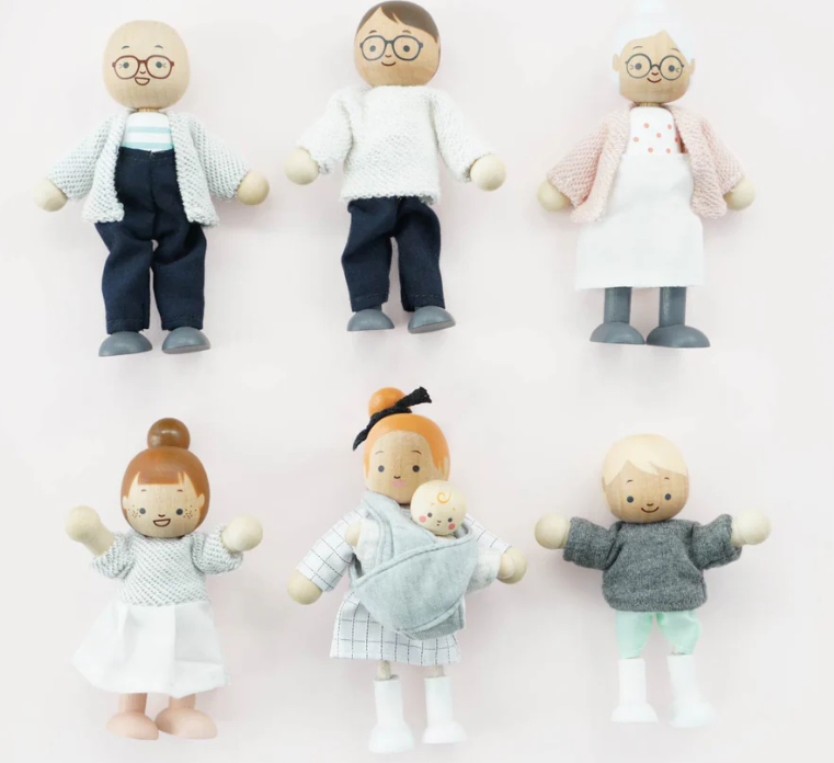 La famille Poupées