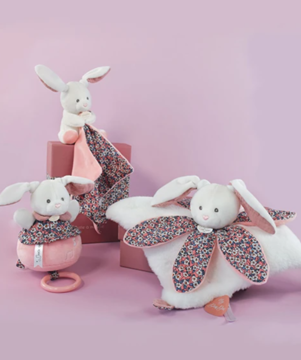 Doudou LAPIN blanc avec pétales - BOH'AIME
