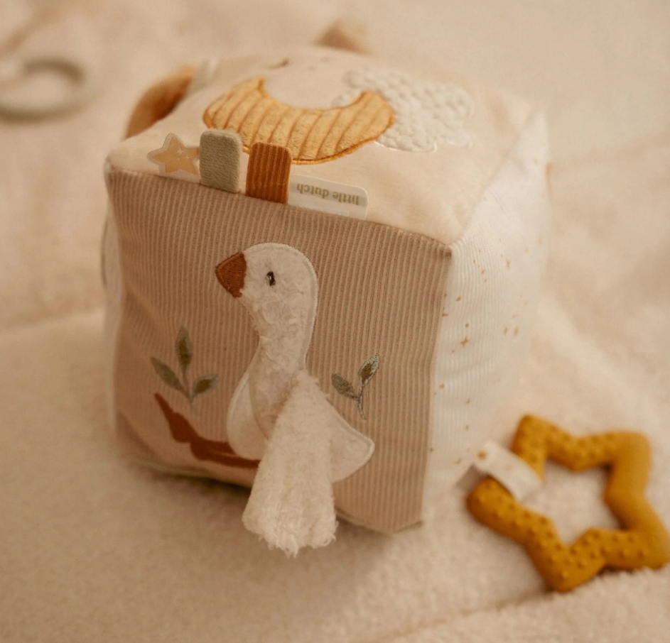 Cube d'activités - Beige - Newborn Naturals