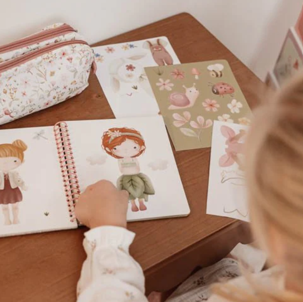 Habille ton personnage Rosa & friends autocollants - Fairy Garden