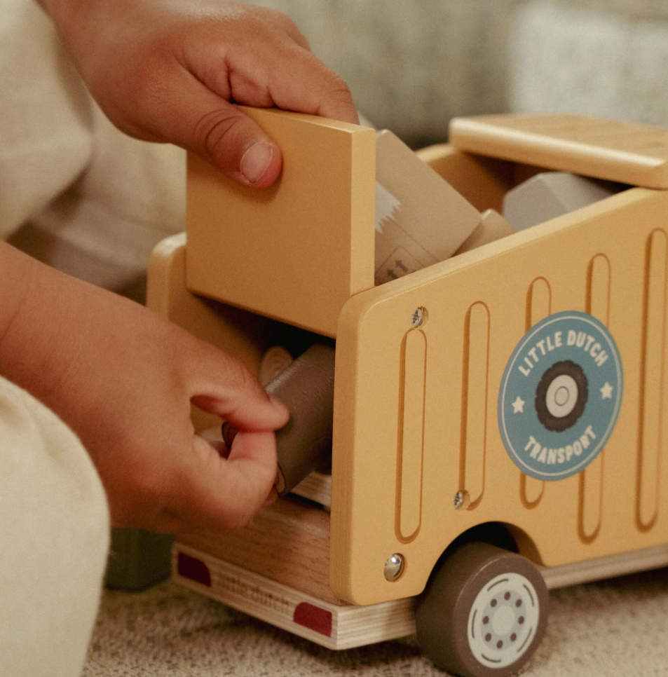 Camion benne en bois