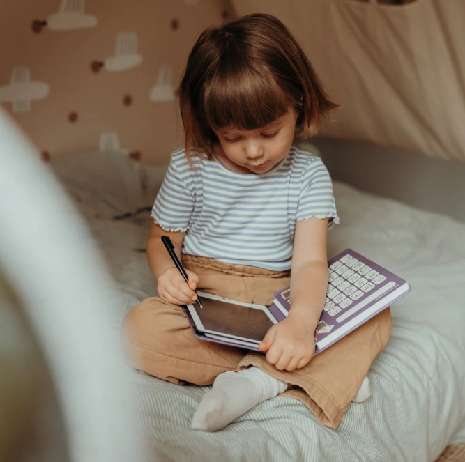 KIDYDRAW MINI - Tablette à dessin 30 fiches Il était une fois