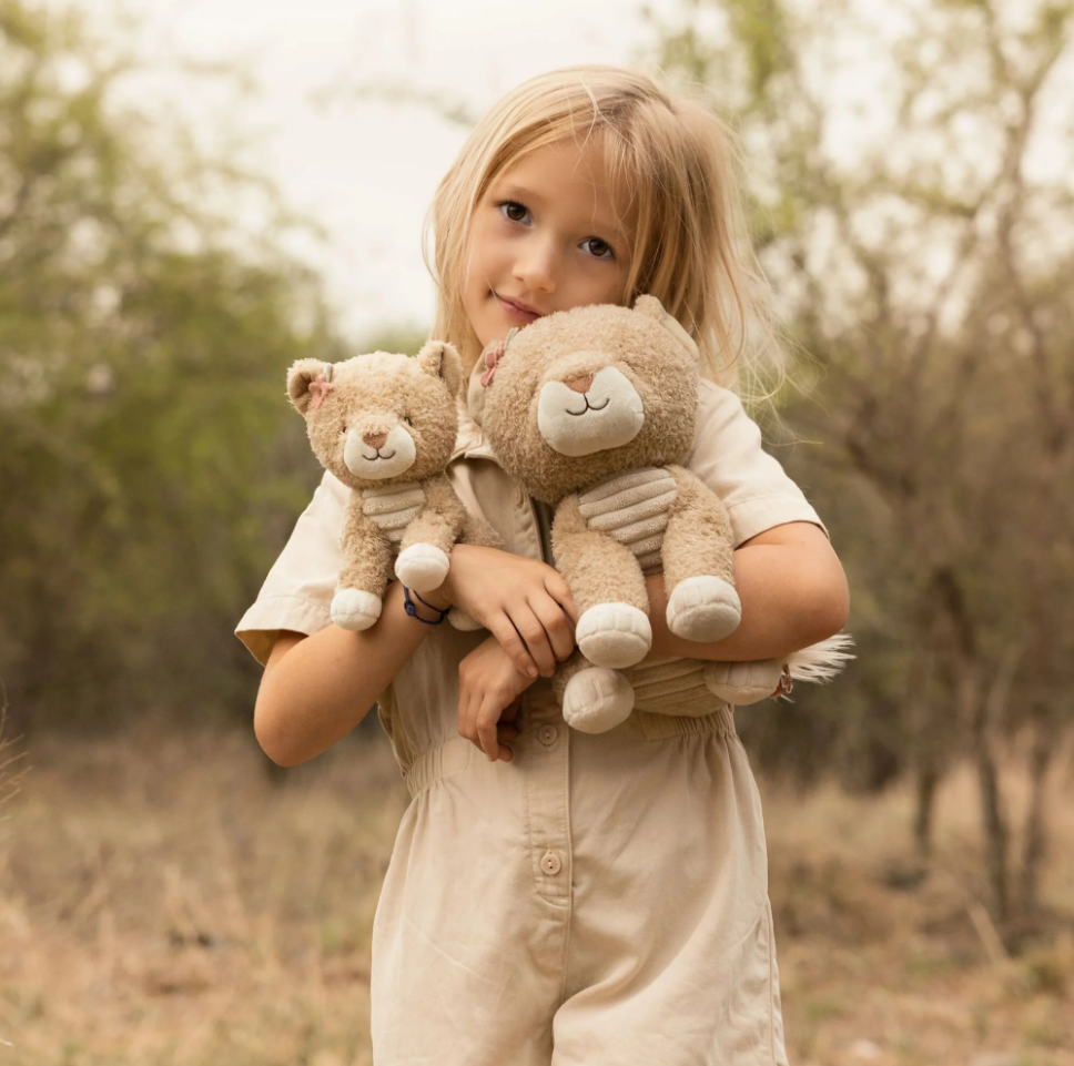 Peluche lionne - 25cm
