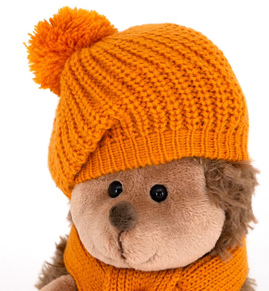 🦔 Peluche Pique le Hérisson – Béret moutarde– 25 cm