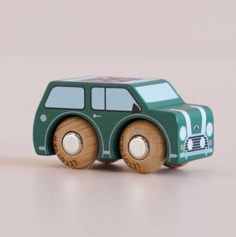Voiture "MOLLY" N°7