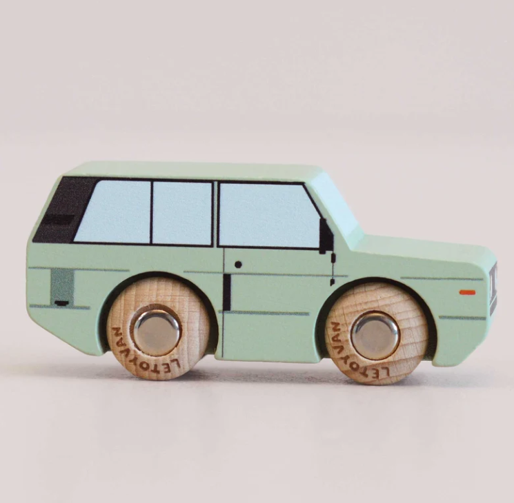Voiture "RORY" N°28
