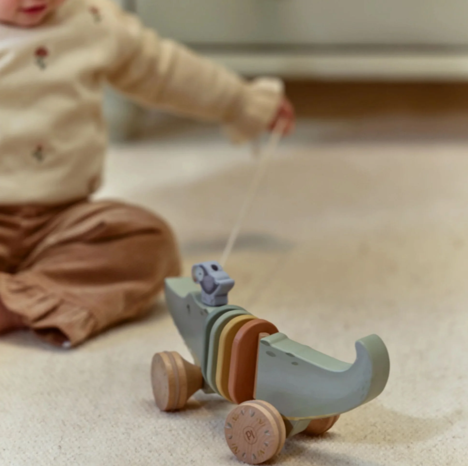 Crocodile à tirer en bois