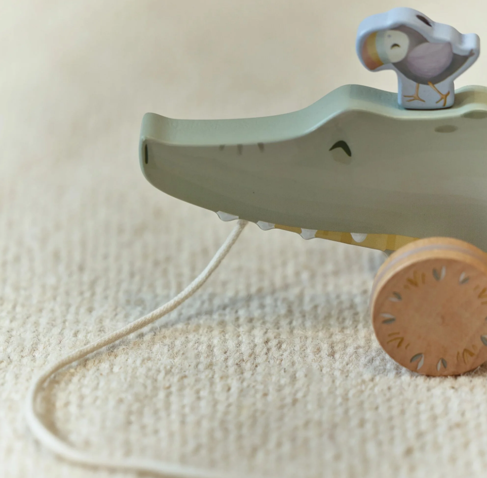 Crocodile à tirer en bois