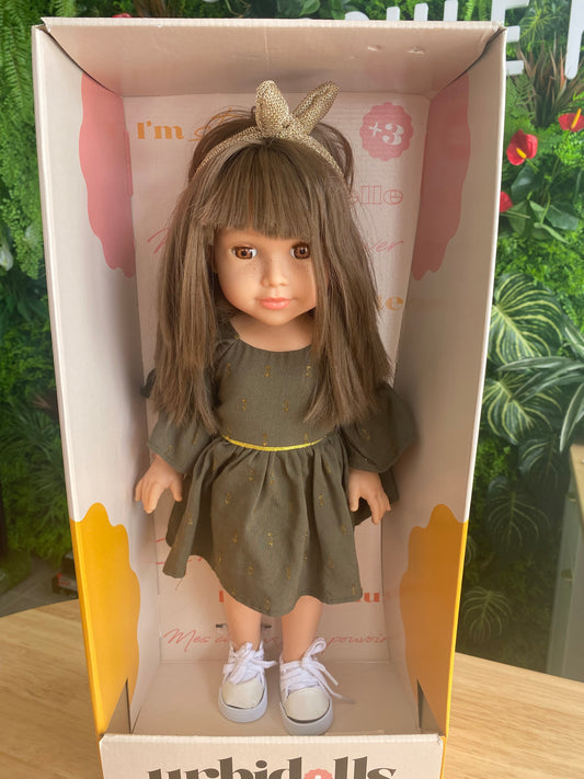 Poupée Sasha - Robe kaki
